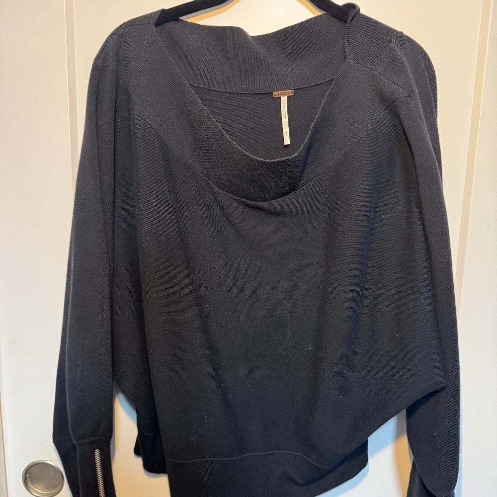 Free People Women's Wide Neck Sweater With Zipper Sleeves (Small)